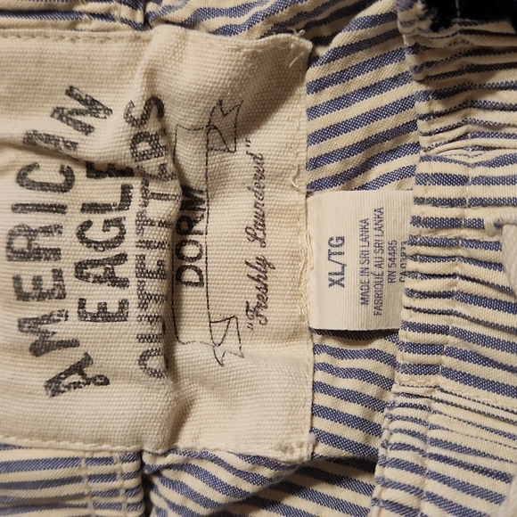 Shorts - Picture 1 of 2